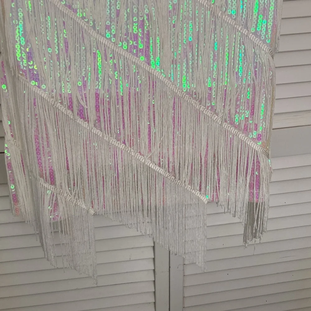 Vtg fringe white irridescent mini dress size XS approx 26.5 in long from pitt - Picture 6 of 6